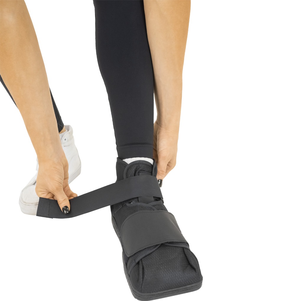 Closed Toe Post Op Shoe - Image 7