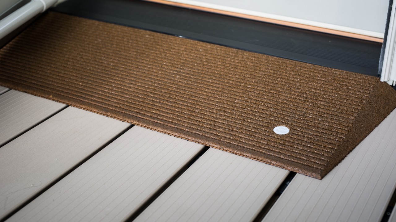 TRANSITIONS® Angled Entry Mat - Image 3